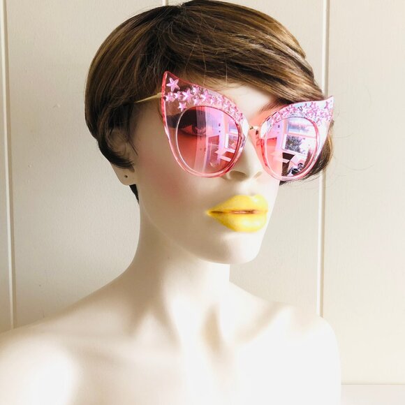 Batshape Cat Eye Sunglasses - Picture 7 of 11